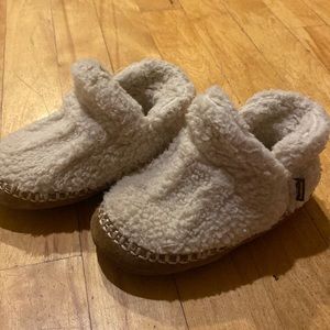 Toddler LL Bean slippers
